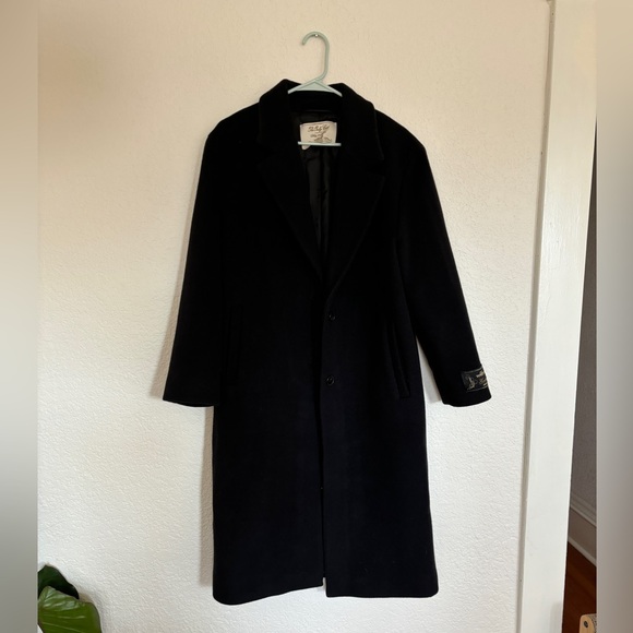 Aritzia — Wilfred line — The Only Coat, Wool and Cashmere - Picture 7 of 9